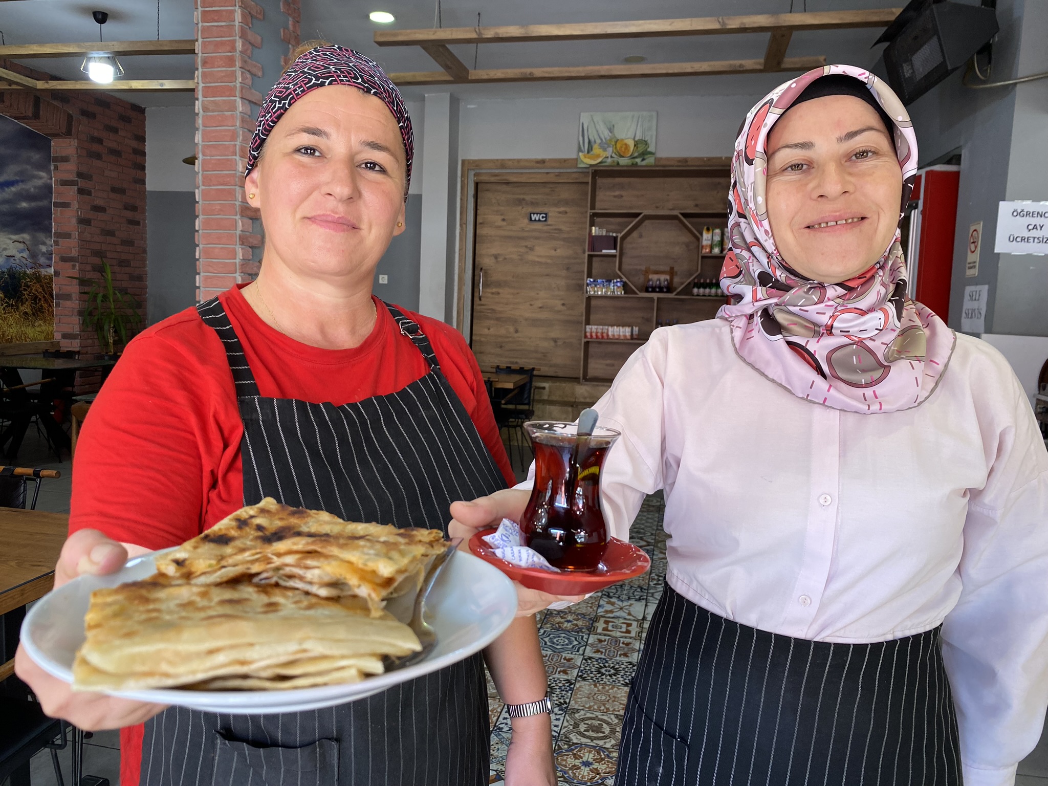 KARAKÖY BÖREKÇİSİNDE 6. YILA ÖZEL YÜZDE 50 İNDİRİM