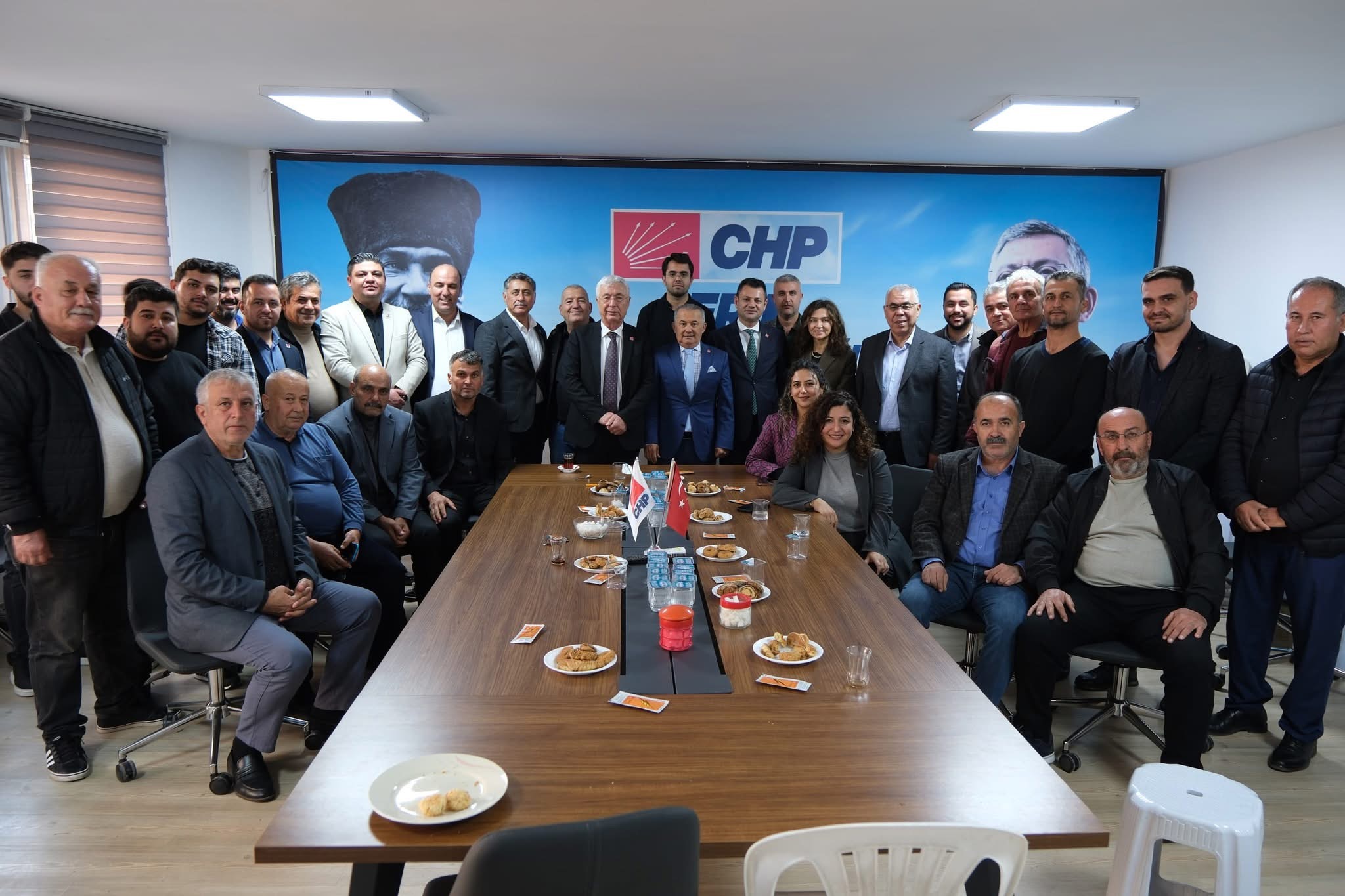 CHP Parti Meclisi Üyelerinden Serik’e Nazik Ziyaret