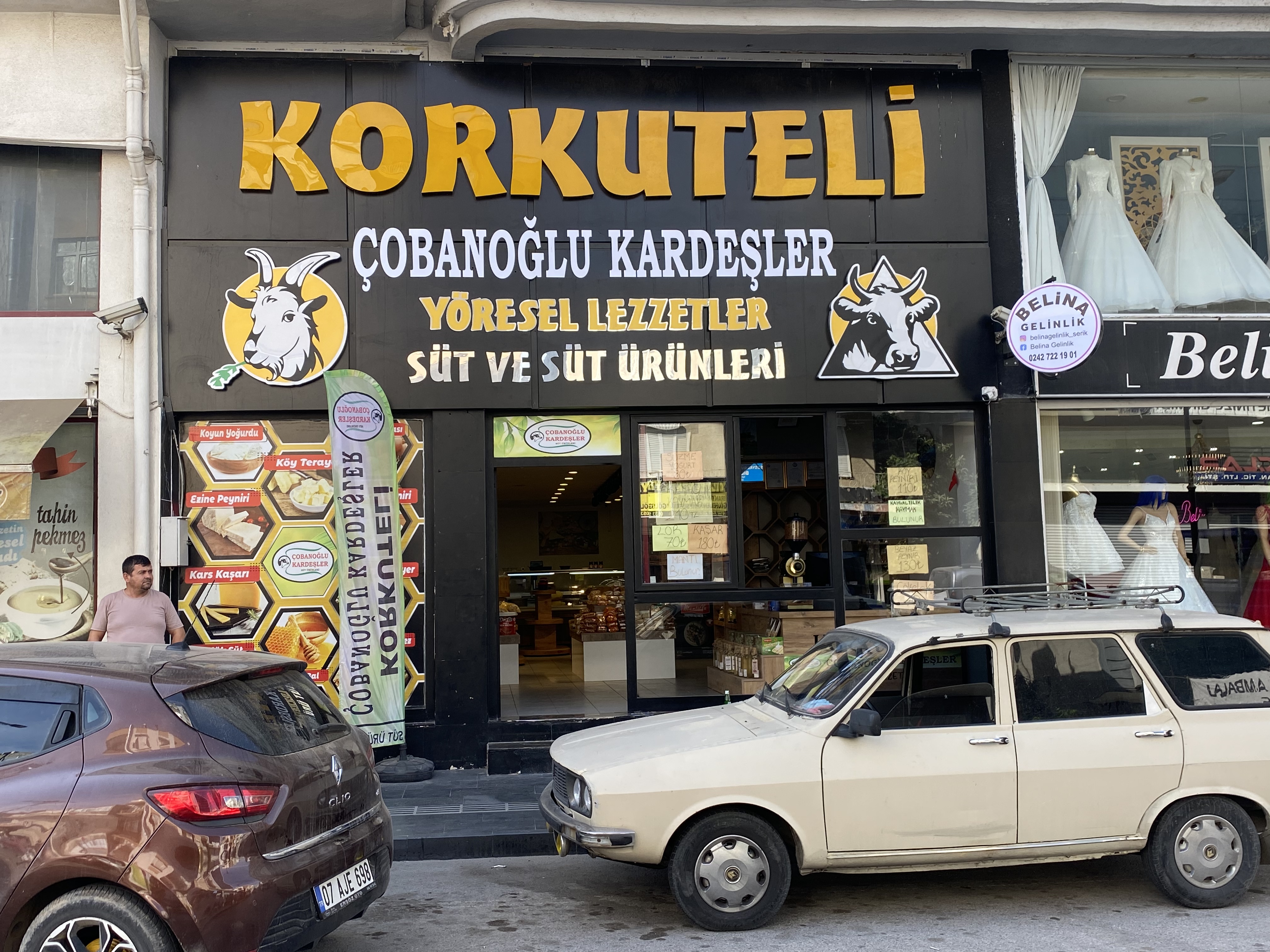 Çobanoğlu Kardeşler, Serik'te 2. şubesini açtı